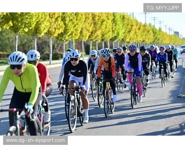 “一带一路”国家驻华使节自行车系列赛在四川乐山大渡河畔盛大启幕——携手共绘丝路新篇章